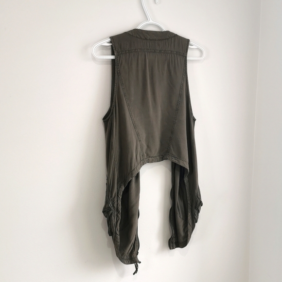 H&M vest - Picture 3 of 3